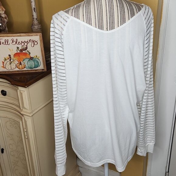 It's Fall Y'all ivory long sleeve top women's size XL - Picture 5 of 5